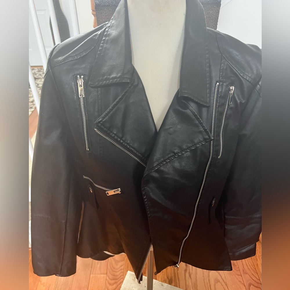 Women’s PU and Polyester Hi/Lo Jacket